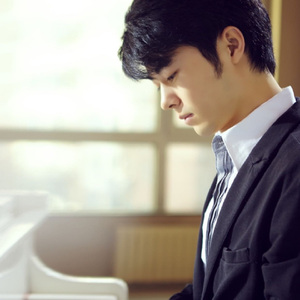 美少女日逼视频
